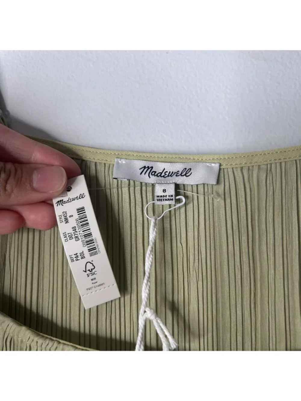 NWT Madewell The Goldie Green Plisse Lettuce Hem Midi Dress Women's 8 - Picture 2 of 6